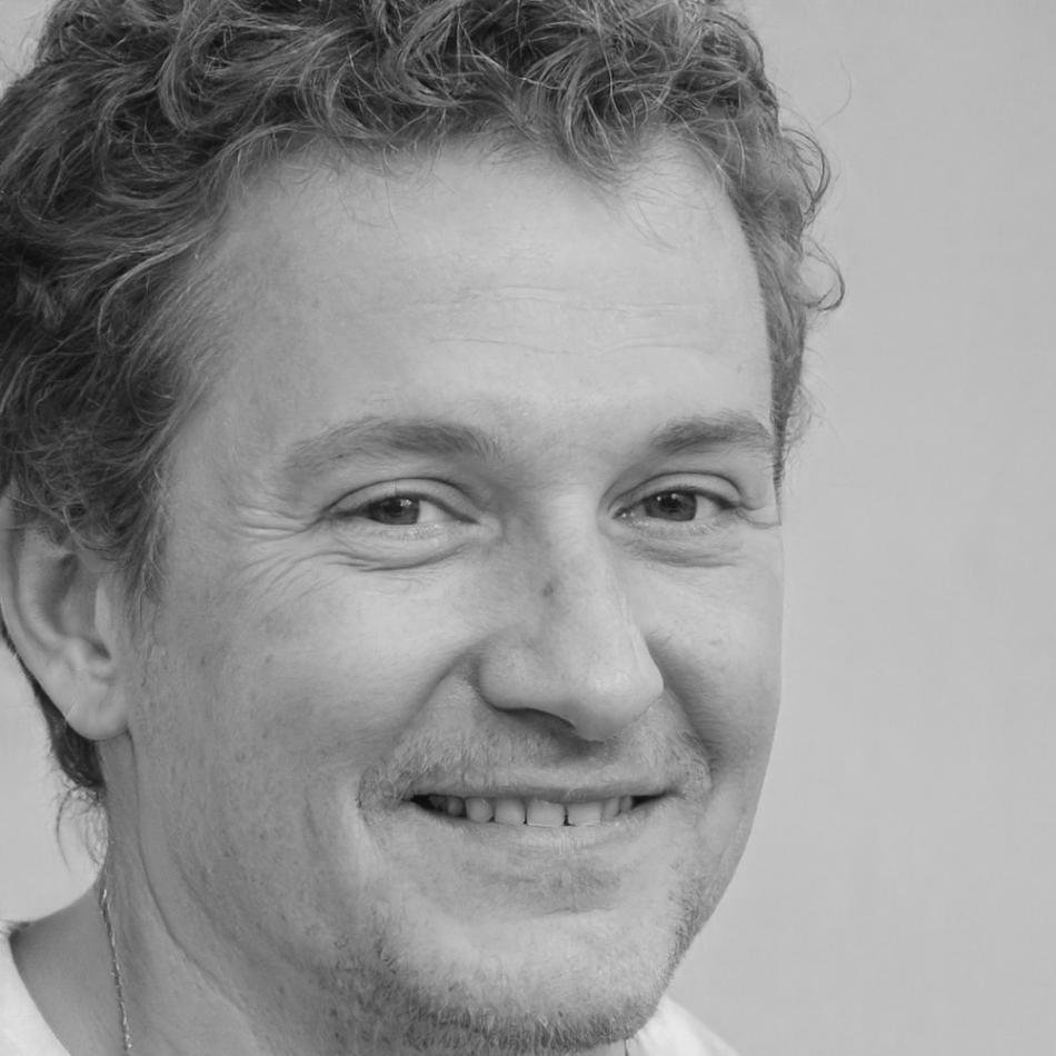 Emre Özkan profil fotoğrafı